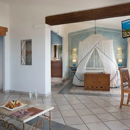 Marinedda Thalasso & 5* Isola Rossa (Sassari)